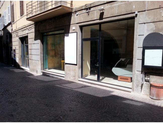 Anteprima foto 1 - Negozio in Affitto a Viterbo - Centro città