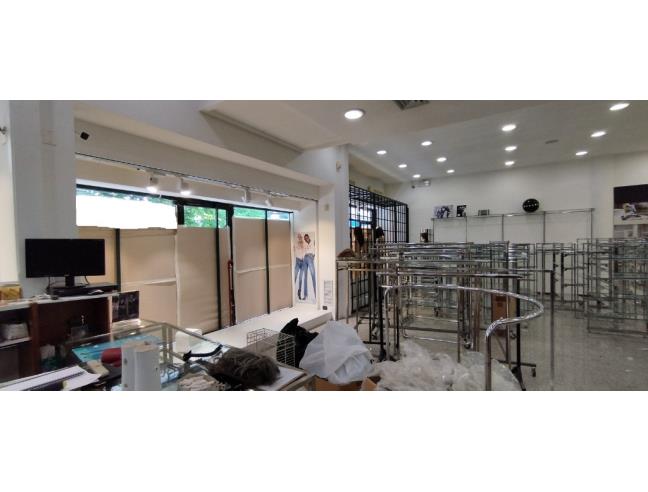 Anteprima foto 2 - Negozio in Vendita a Abano Terme - Monteortone