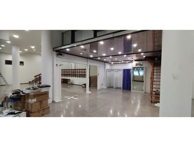 Anteprima foto 2 - Negozio in Vendita a Abano Terme - Monteortone