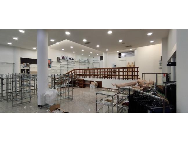 Anteprima foto 8 - Negozio in Vendita a Abano Terme - Monteortone