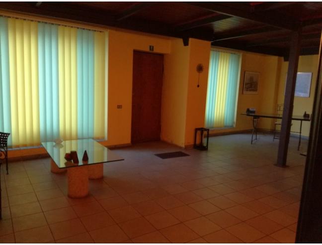 Anteprima foto 3 - Negozio in Vendita a Arona (Novara)