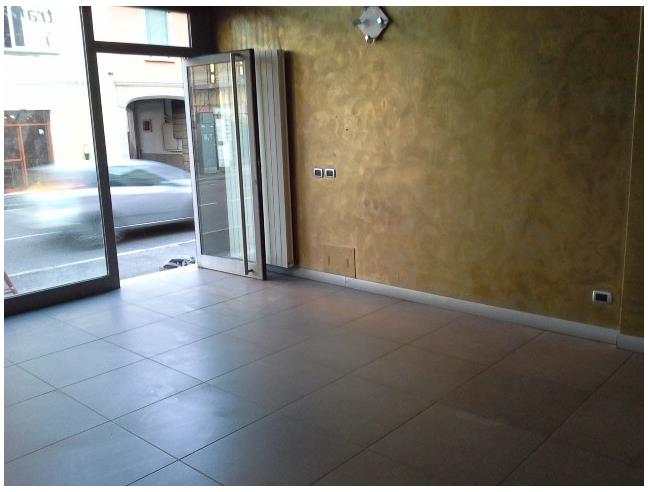 Anteprima foto 4 - Negozio in Vendita a Bergamo - Malpensata