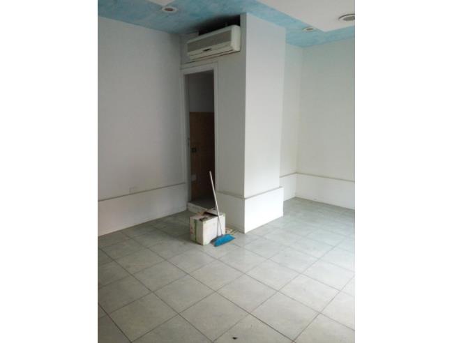 Anteprima foto 2 - Negozio in Vendita a Cagliari - Centro città