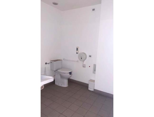 Anteprima foto 6 - Negozio in Vendita a Cantù (Como)
