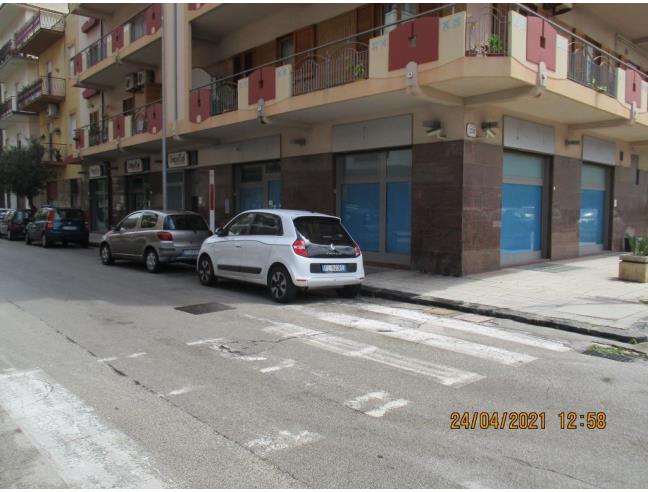 Anteprima foto 2 - Negozio in Vendita a Capo d'Orlando (Messina)
