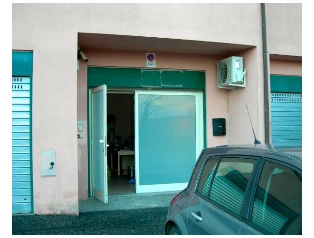 Anteprima foto 2 - Negozio in Vendita a Capranica (Viterbo)