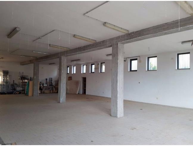 Anteprima foto 4 - Negozio in Vendita a Carpignano Salentino - Serrano