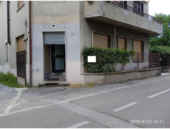 Anteprima foto 2 - Negozio in Vendita a Carugo (Como)