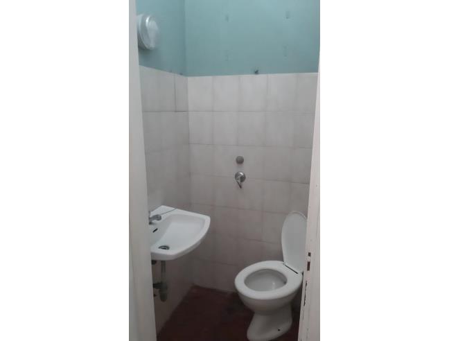 Anteprima foto 6 - Negozio in Vendita a Cesate (Milano)