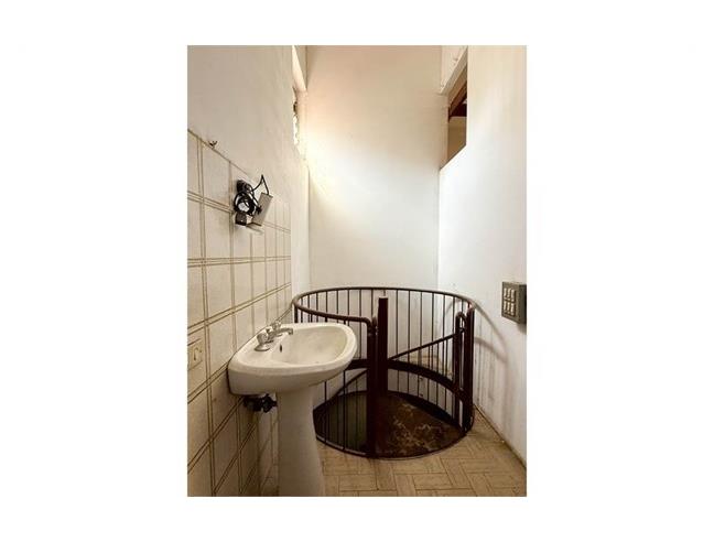 Anteprima foto 4 - Negozio in Vendita a Cislago (Varese)