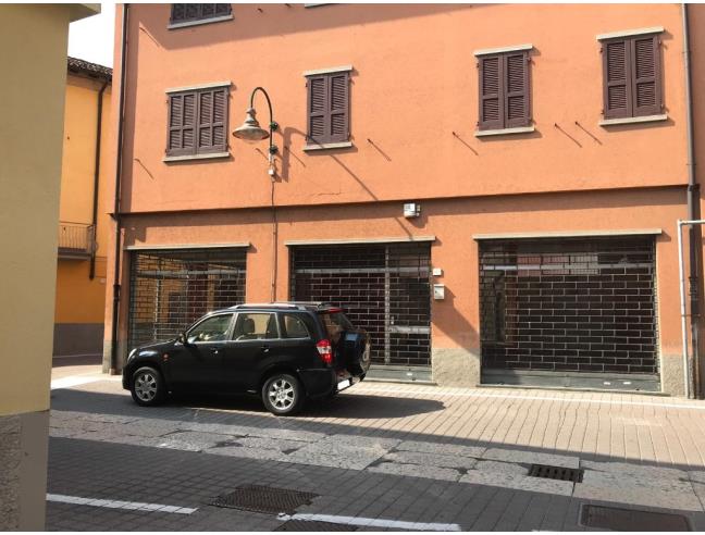 Anteprima foto 5 - Negozio in Vendita a Cologno al Serio (Bergamo)