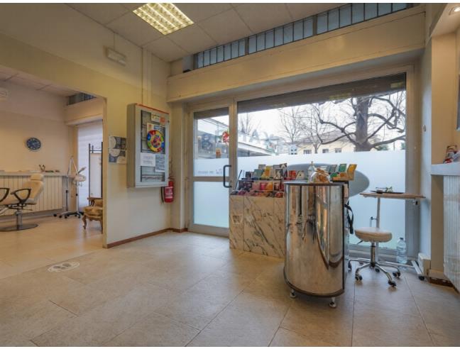 Anteprima foto 2 - Negozio in Vendita a Dalmine (Bergamo)