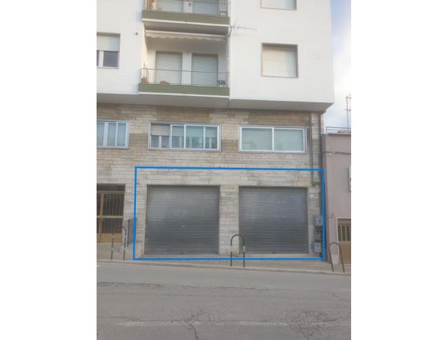 Anteprima foto 2 - Negozio in Vendita a Fermo (Fermo)