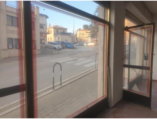 Anteprima foto 4 - Negozio in Vendita a Fermo (Fermo)