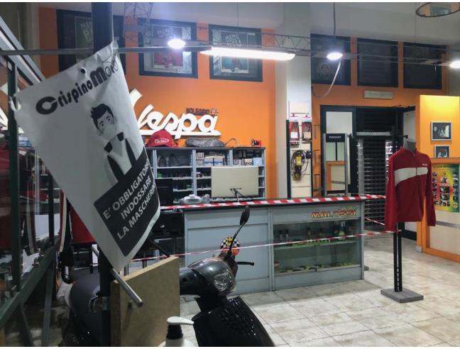 Anteprima foto 2 - Negozio in Vendita a Grumo Nevano (Napoli)