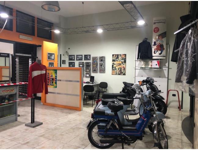 Anteprima foto 3 - Negozio in Vendita a Grumo Nevano (Napoli)