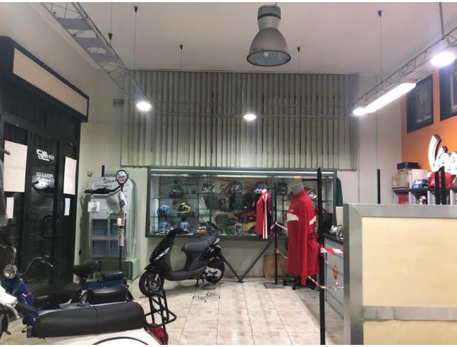 Anteprima foto 4 - Negozio in Vendita a Grumo Nevano (Napoli)