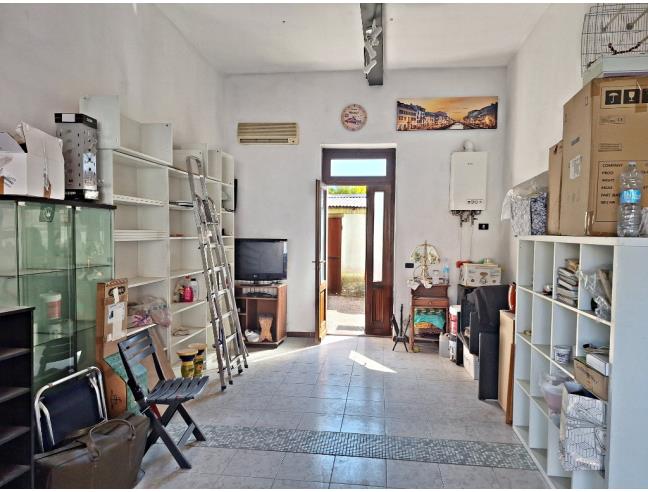 Anteprima foto 2 - Negozio in Vendita a Lacchiarella (Milano)