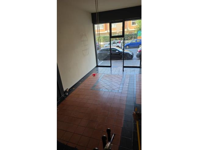 Anteprima foto 5 - Negozio in Vendita a Massa - Marina Di Massa