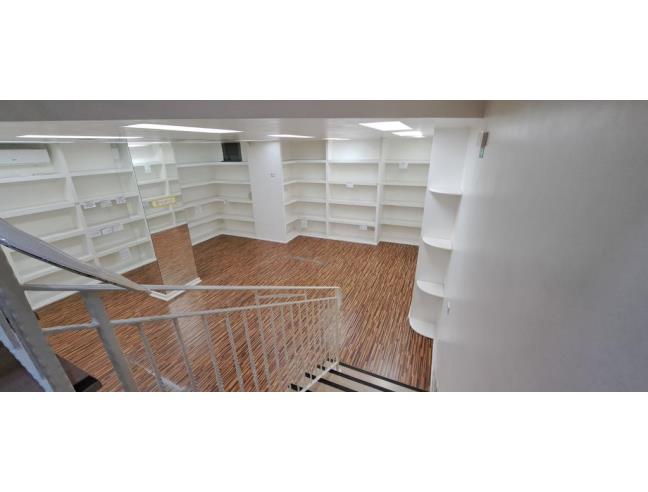 Anteprima foto 2 - Negozio in Vendita a Massafra (Taranto)