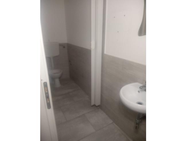 Anteprima foto 6 - Negozio in Vendita a Mercato San Severino - Piazza Del Galdo-Sant'Angelo
