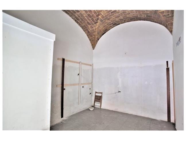 Anteprima foto 3 - Negozio in Vendita a Napoli - Centro Storico