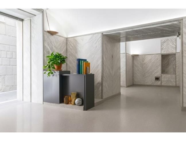 Anteprima foto 2 - Negozio in Vendita a Napoli - Pendino