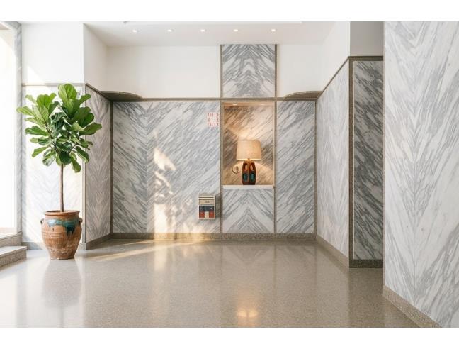 Anteprima foto 3 - Negozio in Vendita a Napoli - Pendino