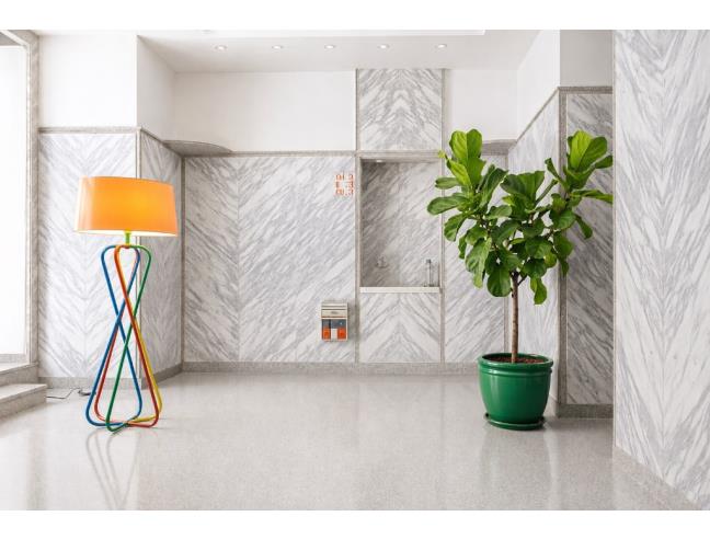 Anteprima foto 4 - Negozio in Vendita a Napoli - Pendino