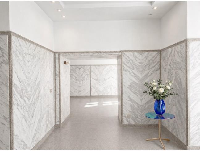 Anteprima foto 5 - Negozio in Vendita a Napoli - Pendino