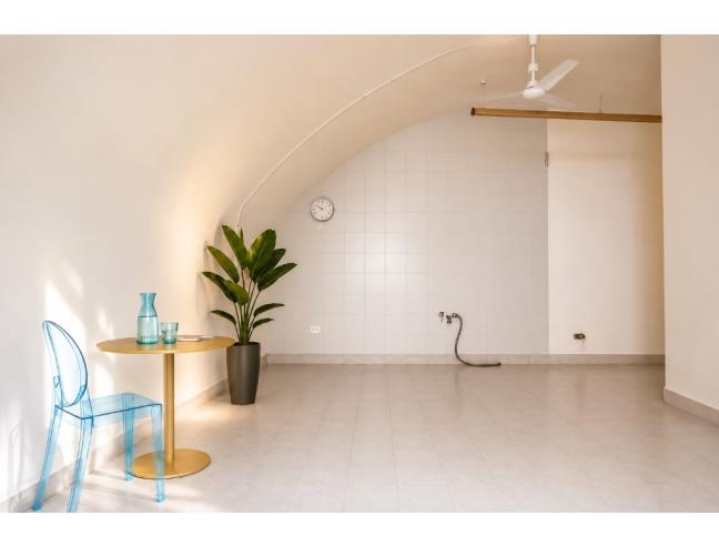 Anteprima foto 6 - Negozio in Vendita a Napoli - Pendino