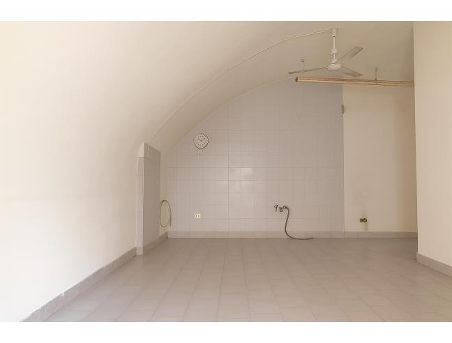 Anteprima foto 6 - Negozio in Vendita a Napoli - Pendino