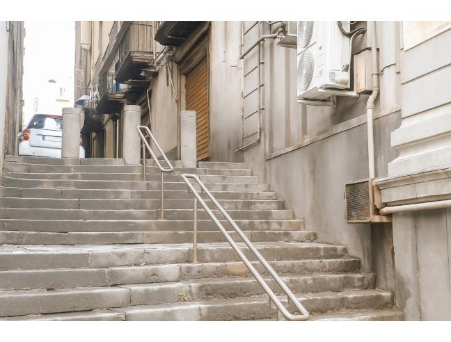 Anteprima foto 8 - Negozio in Vendita a Napoli - Pendino