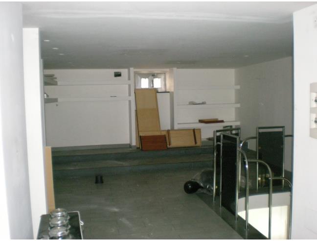 Anteprima foto 5 - Negozio in Vendita a Napoli - San Giovanni A Teduccio