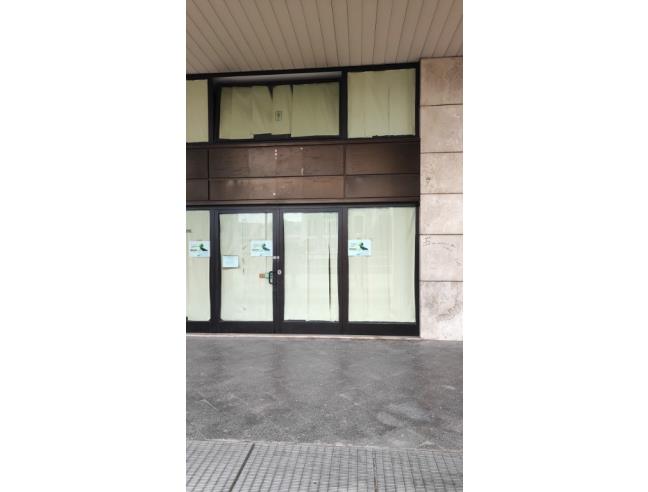 Anteprima foto 2 - Negozio in Vendita a Napoli - Vicaria