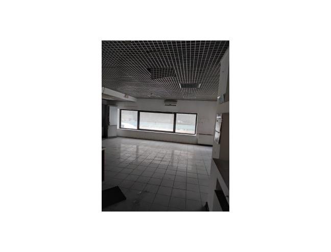 Anteprima foto 3 - Negozio in Vendita a Napoli - Vicaria