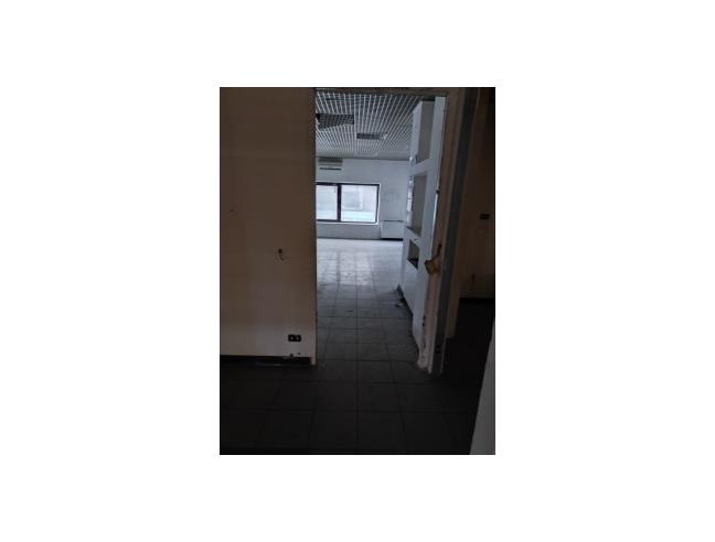 Anteprima foto 4 - Negozio in Vendita a Napoli - Vicaria