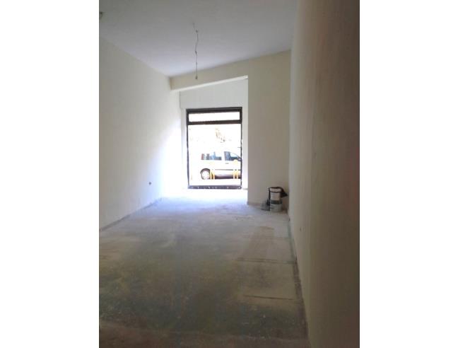 Anteprima foto 1 - Negozio in Vendita a Napoli - Vomero