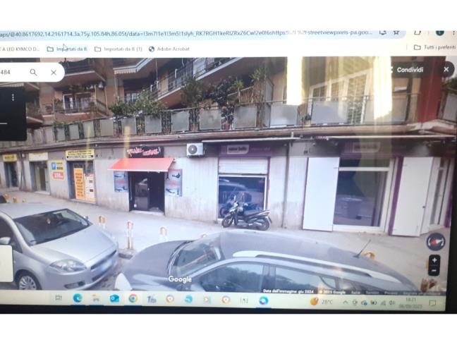 Anteprima foto 2 - Negozio in Vendita a Napoli - Vomero