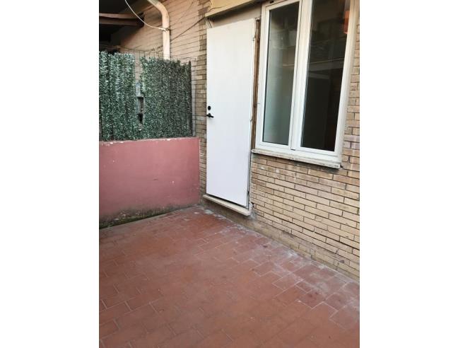 Anteprima foto 2 - Negozio in Vendita a Roma - Ostia