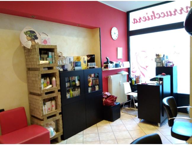 Anteprima foto 2 - Negozio in Vendita a Sondrio (Sondrio)