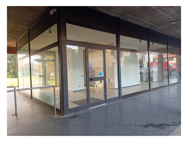 Anteprima foto 3 - Negozio in Vendita a Trezzo sull'Adda (Milano)