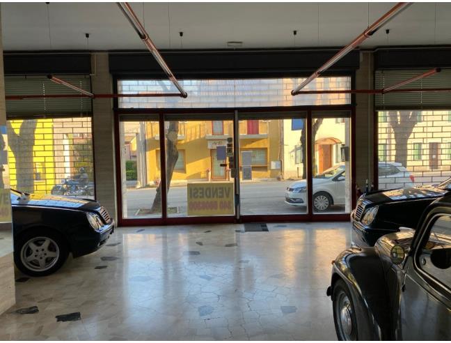Anteprima foto 5 - Negozio in Vendita a Vittorio Veneto (Treviso)