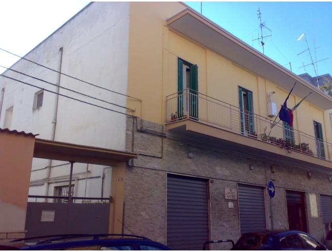 Anteprima foto 1 - Palazzo/Stabile in Affitto a Bari - Carbonara