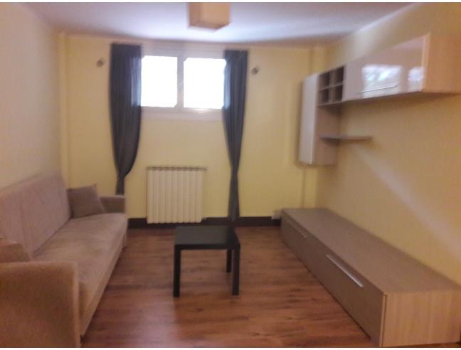 Anteprima foto 2 - Palazzo/Stabile in Affitto a Roma - Parco Di Torre Gaia