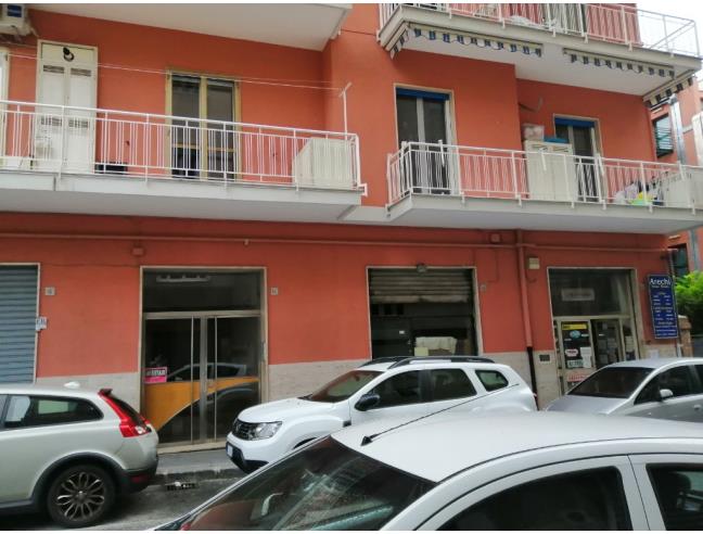 Anteprima foto 1 - Palazzo/Stabile in Affitto a Salerno - Centro città