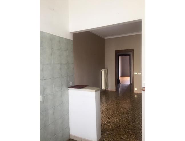 Anteprima foto 3 - Palazzo/Stabile in Affitto a Torino - Pozzo Strada