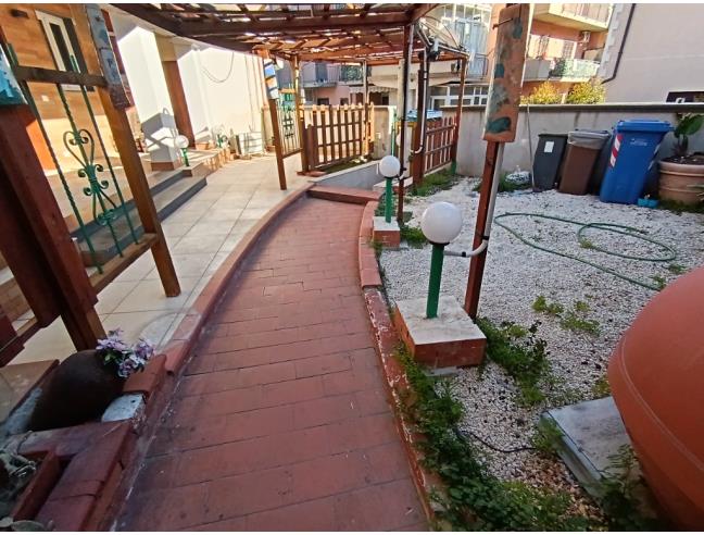 Anteprima foto 2 - Palazzo/Stabile in Vendita a Aci Catena - San Nicolò