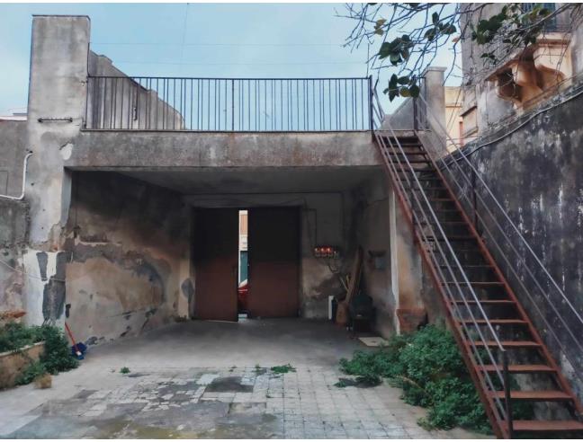 Anteprima foto 3 - Palazzo/Stabile in Vendita a Acireale (Catania)