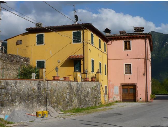 Anteprima foto 2 - Palazzo/Stabile in Vendita a Borgo a Mozzano - Dezza